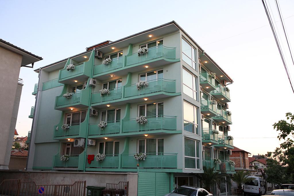 Dreams Family Hotel Nessebar Extérieur photo
